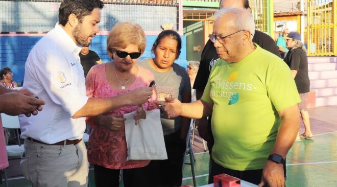 Gobierno de Tarapacá financió proyecto vecinal de talleres y alarmas comunitarias en Plaza Arica