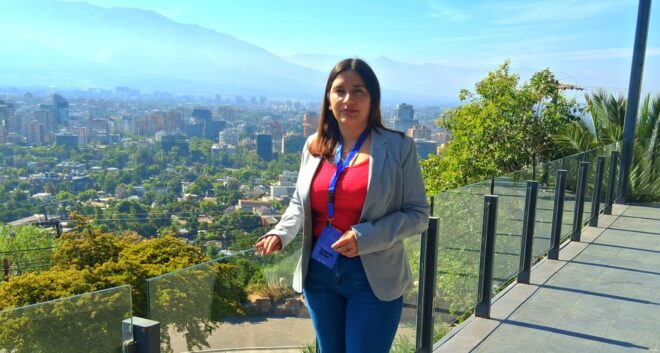 Chile presenta “Volver al Vínculo”: El libro que impulsa un nuevo enfoque para educar sin miedo