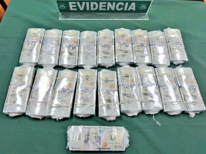 HOMBRE ES DETENIDO POR TRANSPORTAR MÁS DE 370 MIL DÓLARES EN COLCHANE