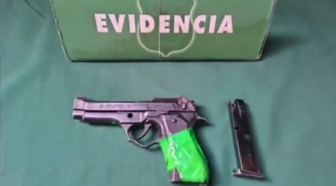 HOMBRE CON AMPLIO PRONTUARIO MANIPULABA ARMAMENTO EN LA VÍA PÚBLICA