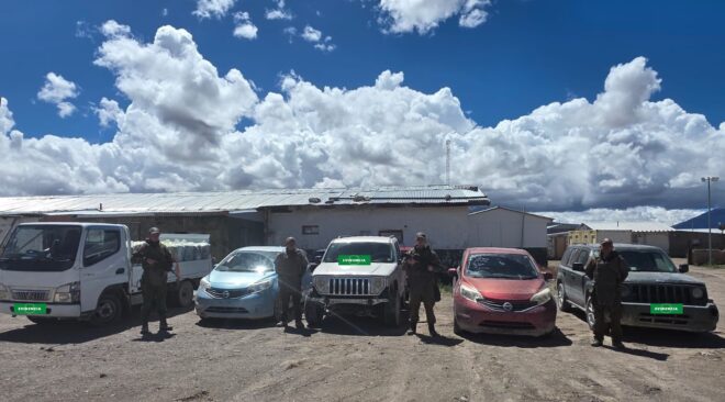 CARABINEROS DETUVO A SEIS PERSONAS POR CONTRABANDO EN COLCHANE