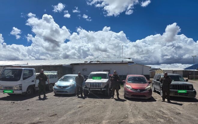 CARABINEROS DETUVO A SEIS PERSONAS POR CONTRABANDO EN COLCHANE