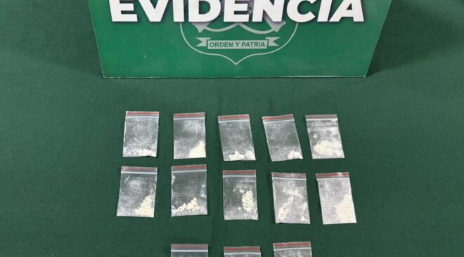 DETIENEN A MUJER QUE VENDÍA DROGAS EN EL CENTRO DE IQUIQUE