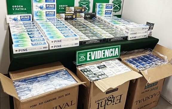 Incautan más de 2 mil cajetillas de cigarrillos de contrabando en Alto Hospicio