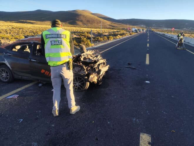 Volcamiento en Colchane Deja Víctima Fatal y Tres Lesionados tras Colisión con Animal