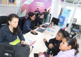SENCE Tarapacá y empresa privada convocan a reclutamiento laboral masivo en Iquique