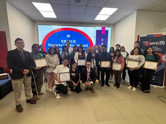 Sence certifica a 49 personas en cursos de capacitación laboral en Alto Hospicio