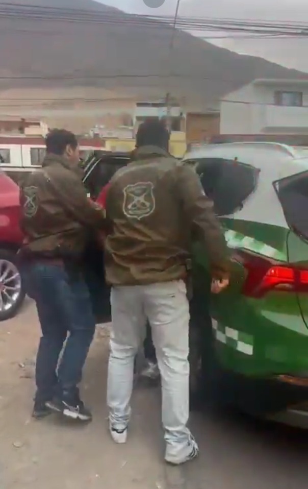 Carabineros detuvo a adolescente con orden vigente por robo con violencia