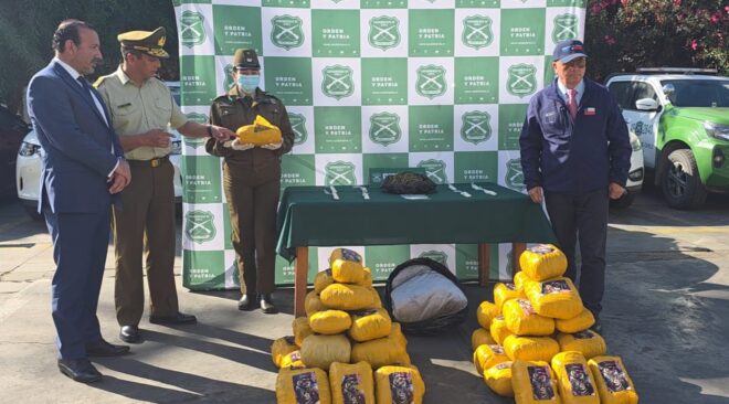 OS-7 de Carabineros incauta más de 63 kilos de droga en la Ruta A-16